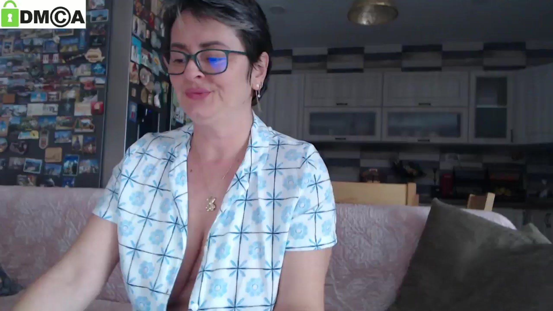 Gallery image thumbnail from silverjewel's myfreecams stream on, 11/21/2024, 12:05 image 1 of 20