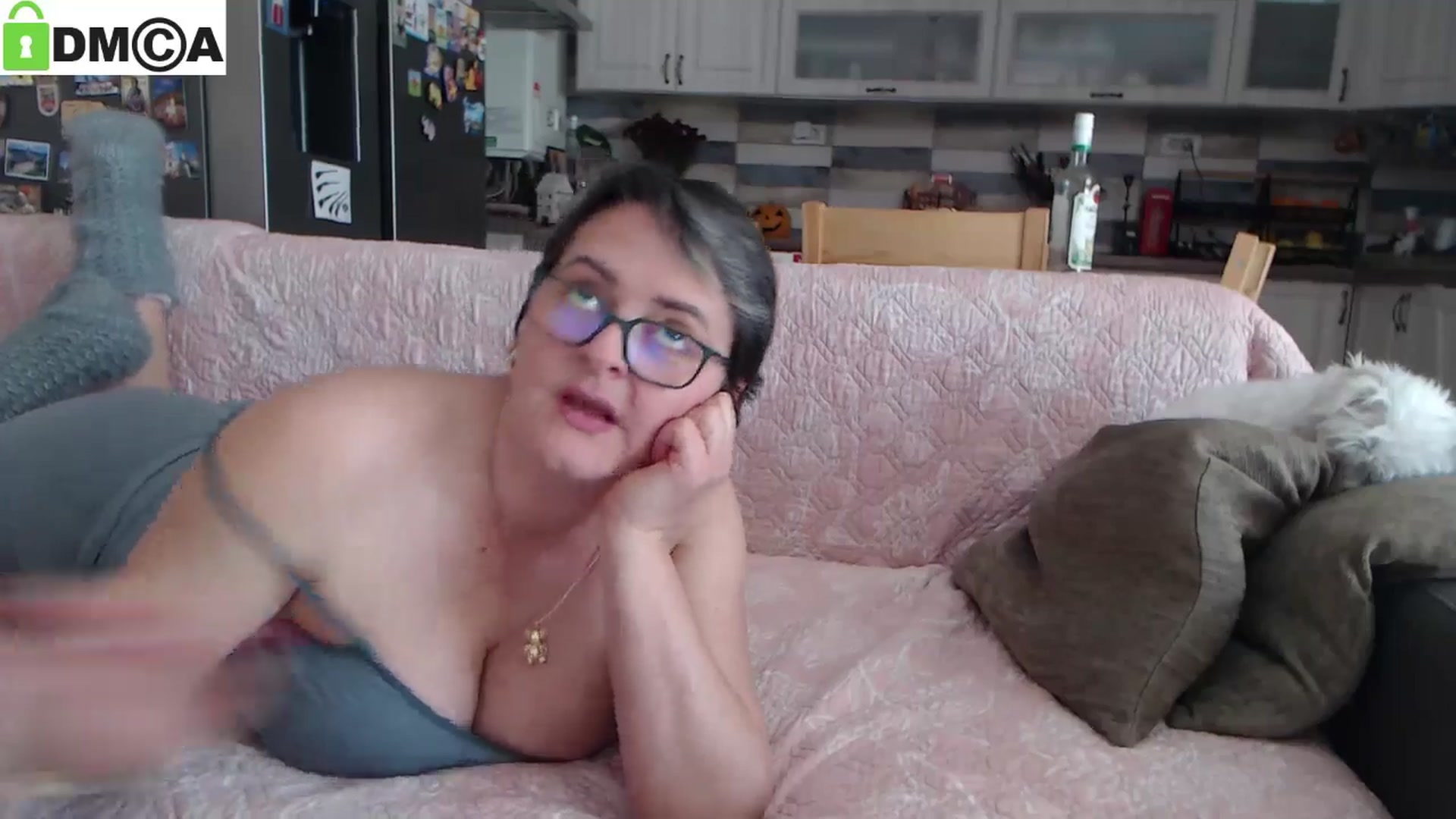 Gallery image thumbnail from silverjewel's myfreecams stream on, 11/26/2024, 10:38 image 17 of 20