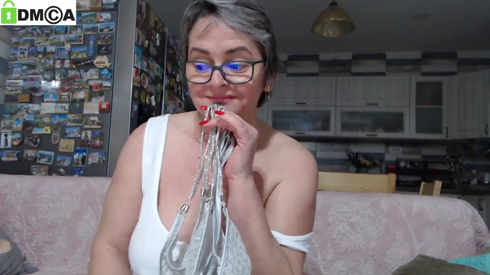 Gallery image thumbnail from silverjewel's myfreecams stream on, 12/04/2024, 10:42 image 15 of 20
