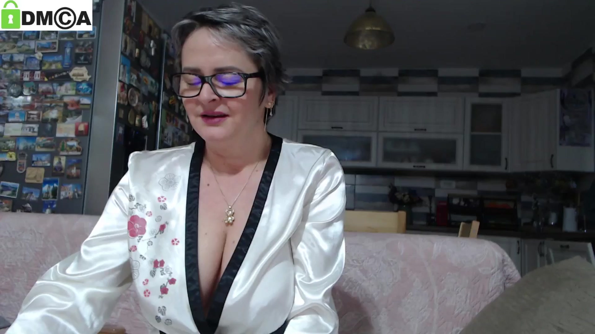 Gallery image thumbnail from silverjewel's myfreecams stream on, 12/05/2024, 10:42 image 1 of 20