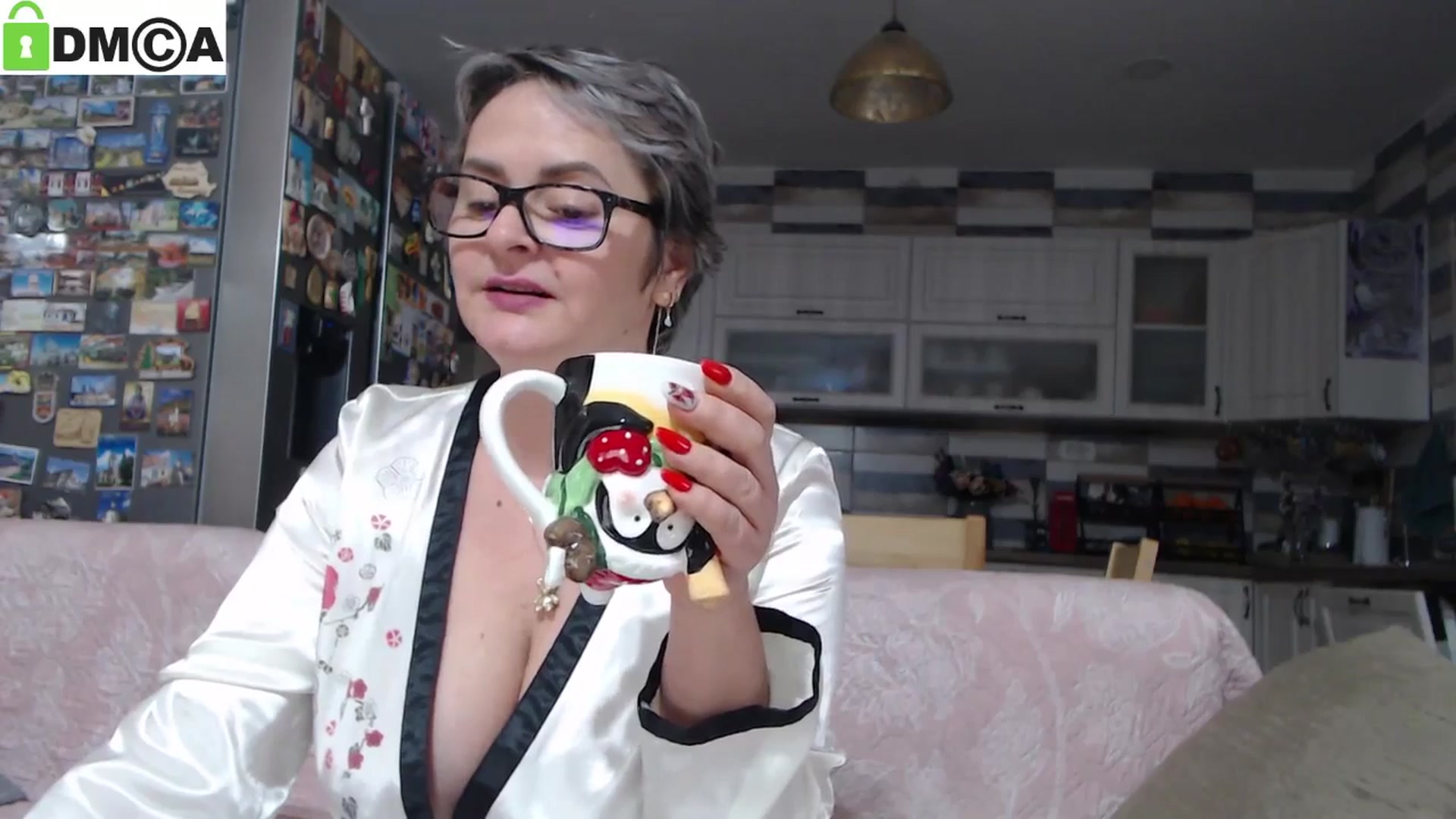 Gallery image thumbnail from silverjewel's myfreecams stream on, 12/05/2024, 10:42 image 6 of 20