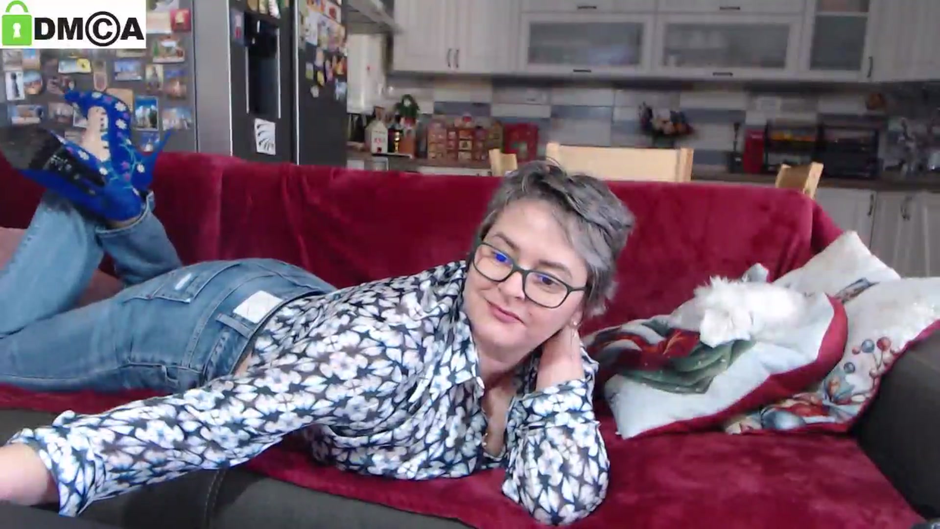 Gallery image thumbnail from silverjewel's myfreecams stream on, 12/18/2024, 08:23 image 17 of 20
