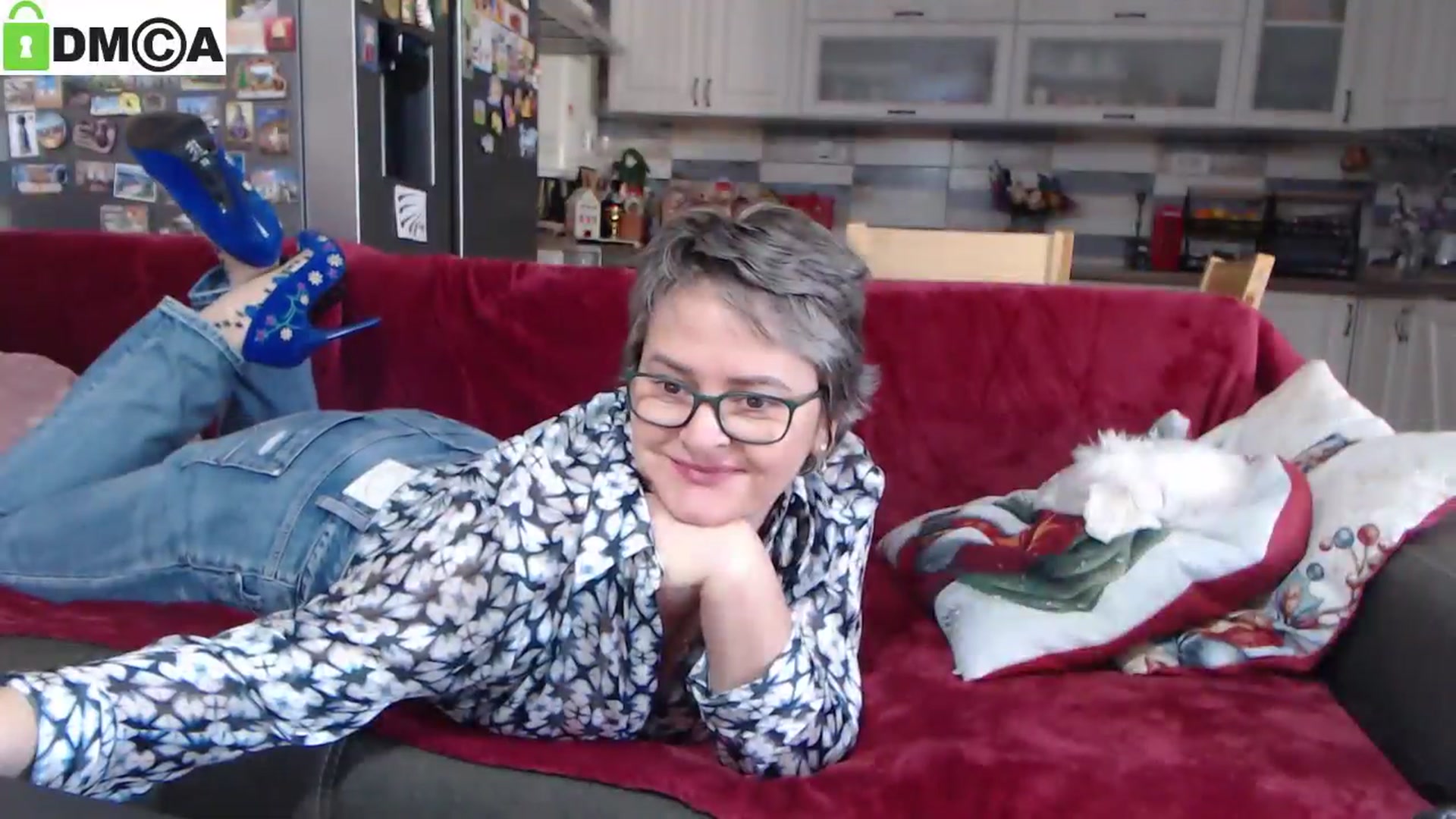 Gallery image thumbnail from silverjewel's myfreecams stream on, 12/18/2024, 08:23 image 19 of 20