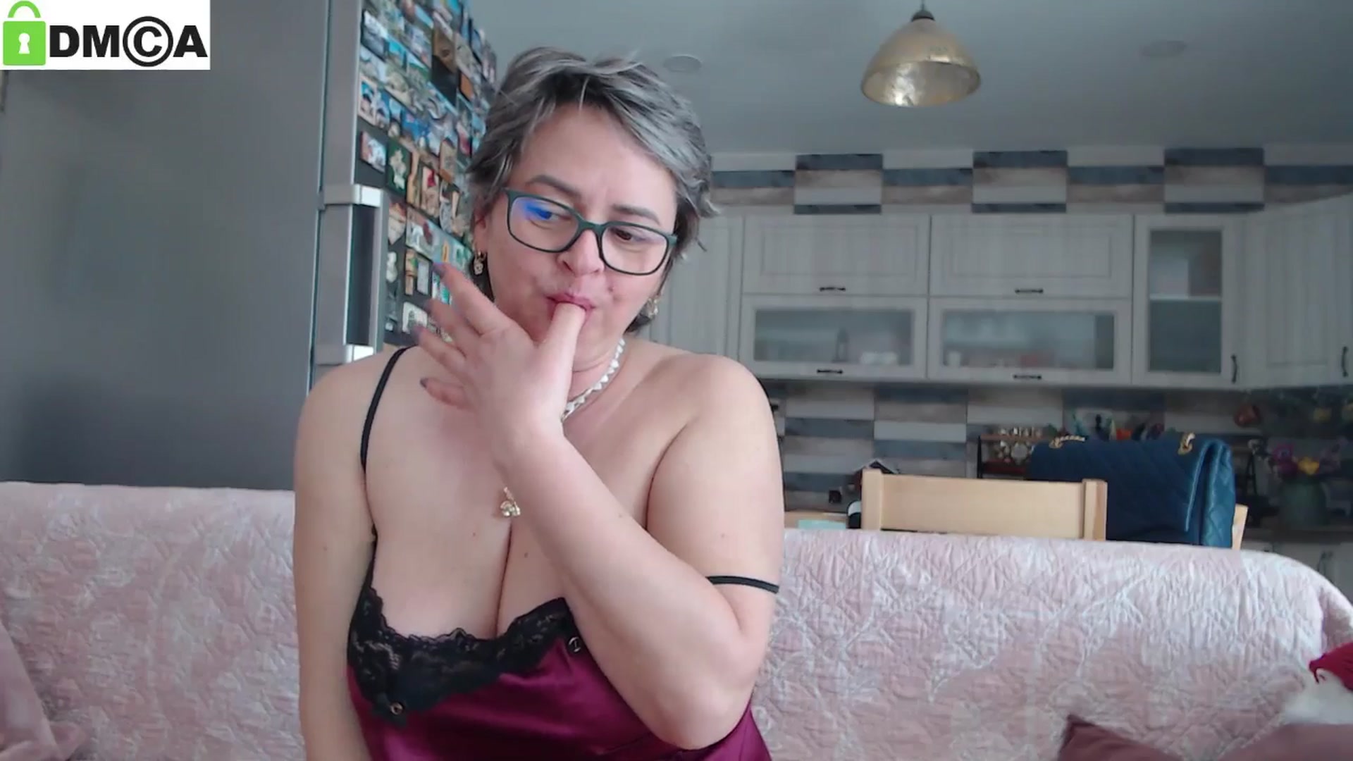 Gallery image thumbnail from silverjewel's myfreecams stream on, 01/10/2025, 11:22 image 15 of 20
