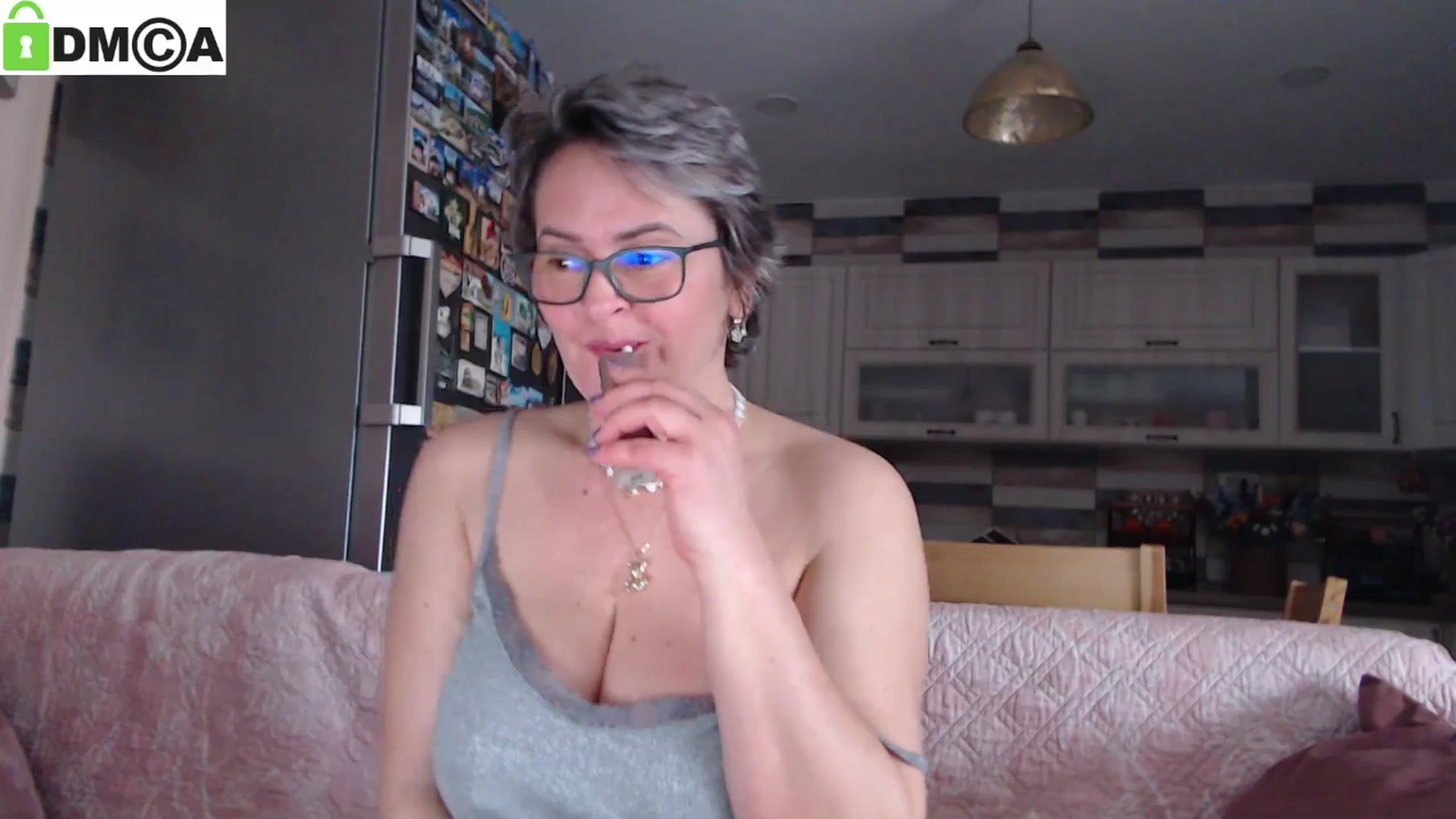 Gallery image thumbnail from silverjewel's myfreecams stream on, 01/14/2025, 10:42 image 6 of 20