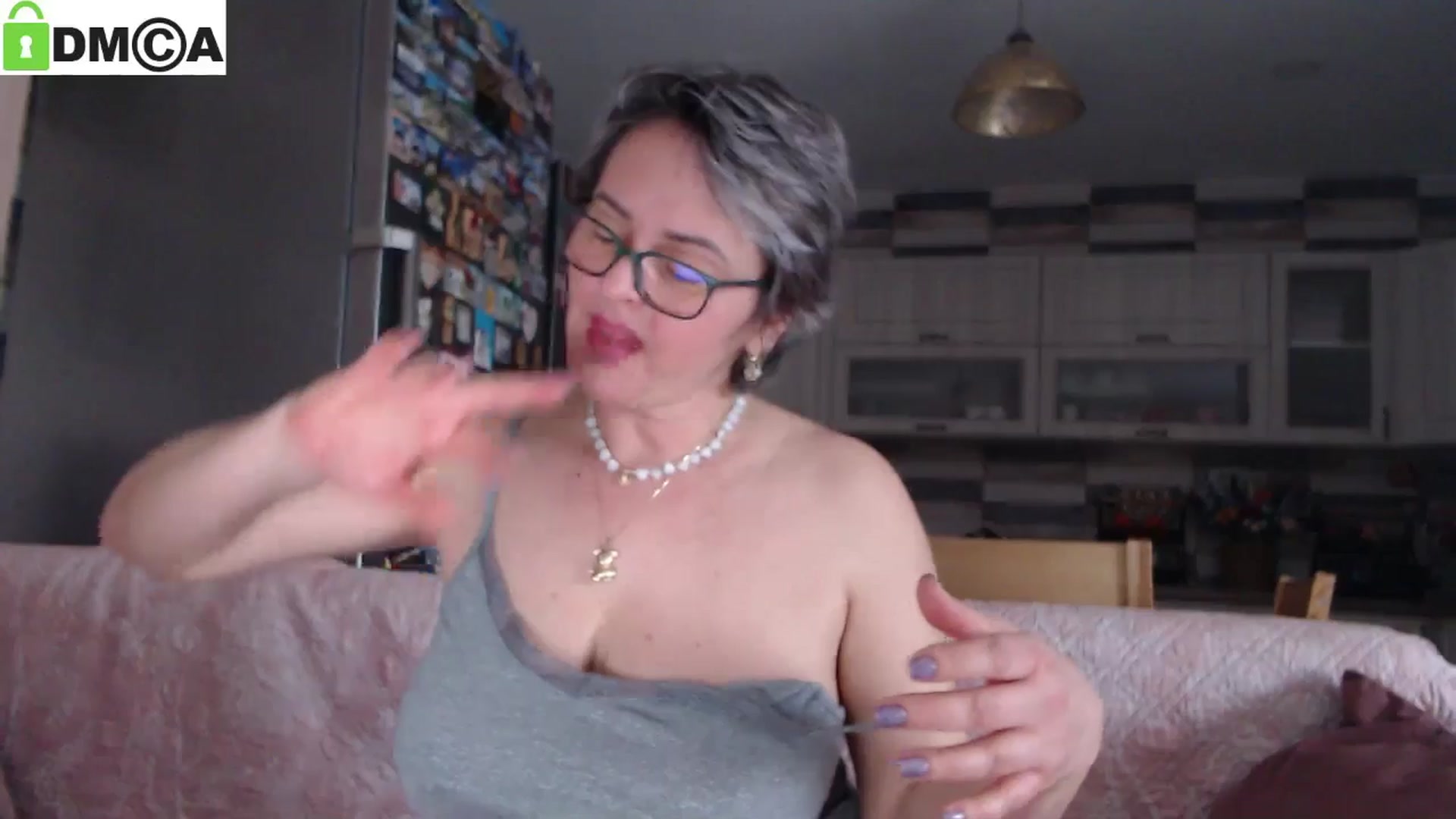Gallery image thumbnail from silverjewel's myfreecams stream on, 01/14/2025, 10:42 image 5 of 20