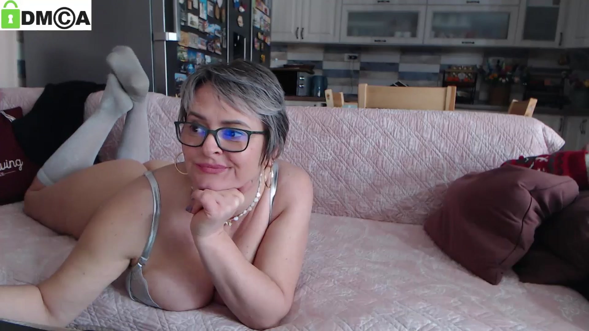 Gallery image thumbnail from silverjewel's myfreecams stream on, 01/17/2025, 09:55 image 8 of 20