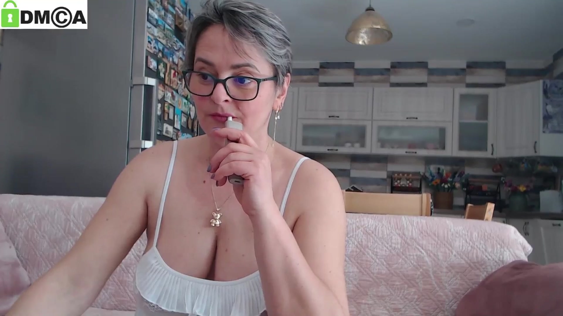 Gallery image thumbnail from silverjewel's myfreecams stream on, 01/19/2025, 12:15 image 13 of 20