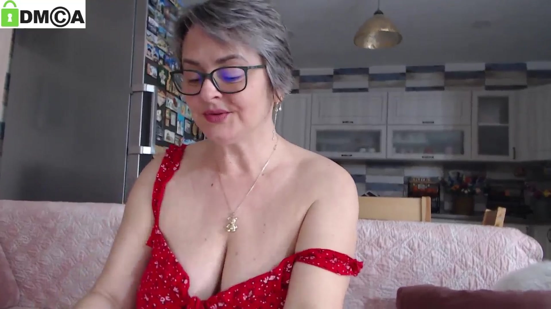 Gallery image thumbnail from silverjewel's myfreecams stream on, 01/21/2025, 11:11 image 2 of 20