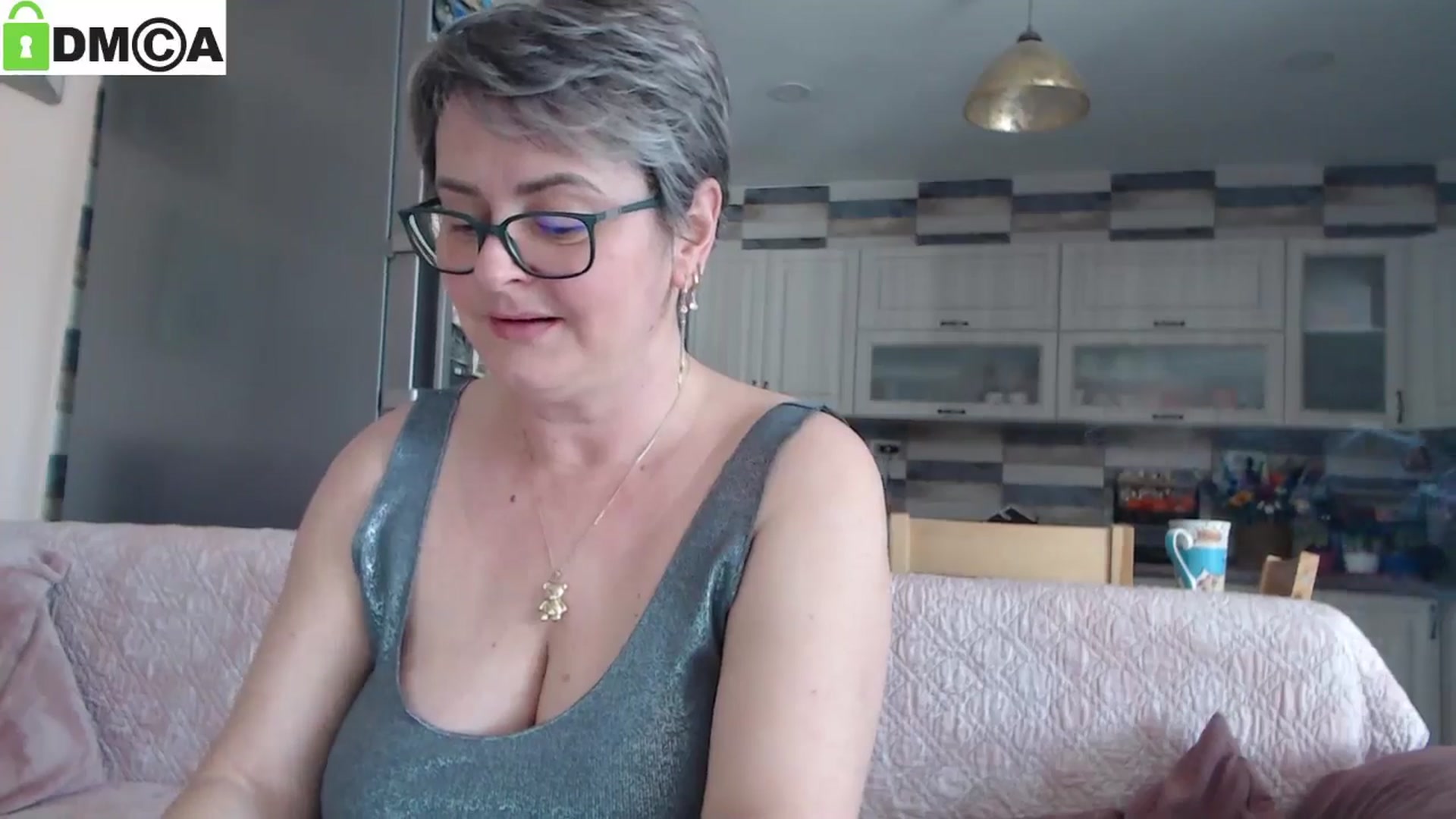 Gallery image thumbnail from silverjewel's myfreecams stream on, 01/23/2025, 11:53 image 11 of 20