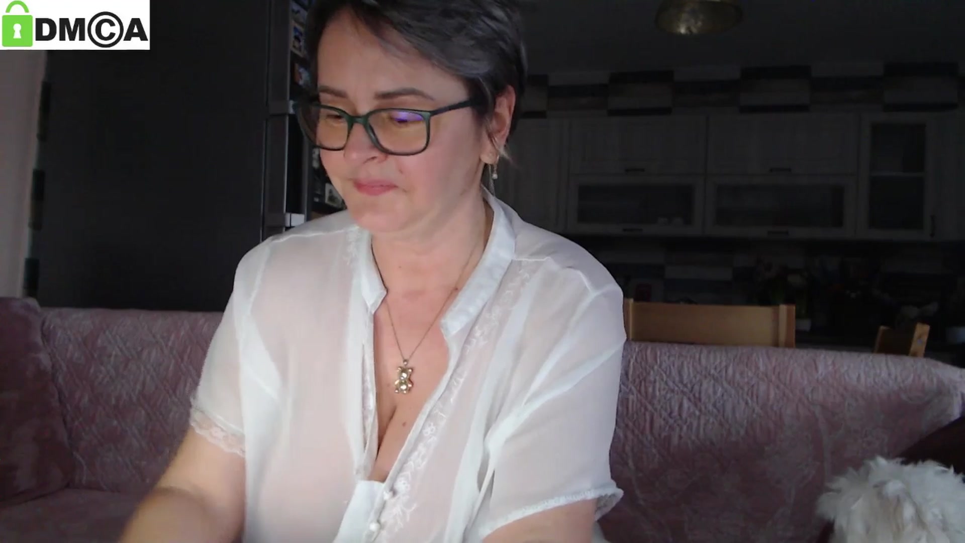 Gallery image thumbnail from silverjewel's myfreecams stream on, 02/08/2025, 14:40 image 12 of 20