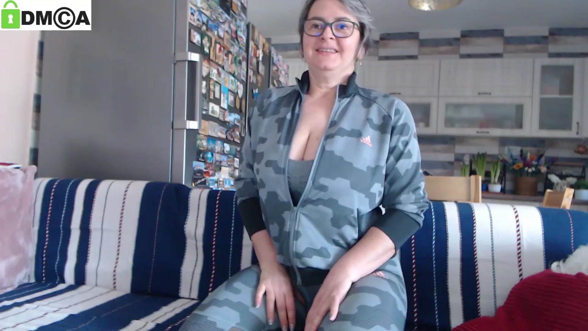Gallery image thumbnail from silverjewel's myfreecams stream on, 02/13/2025, 08:48 image 5 of 20