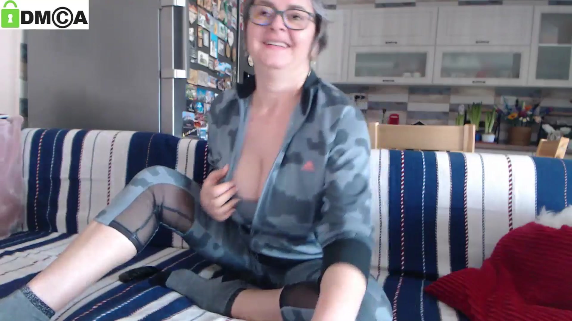 Gallery image thumbnail from silverjewel's myfreecams stream on, 02/13/2025, 08:48 image 18 of 20