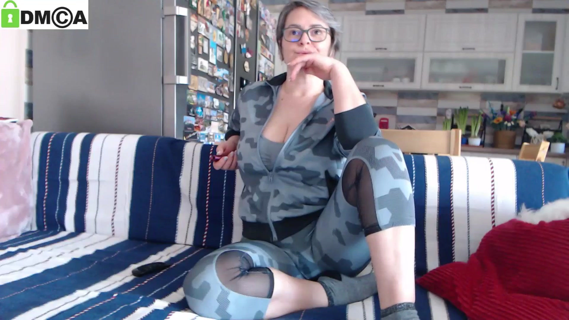 Gallery image thumbnail from silverjewel's myfreecams stream on, 02/13/2025, 08:48 image 14 of 20