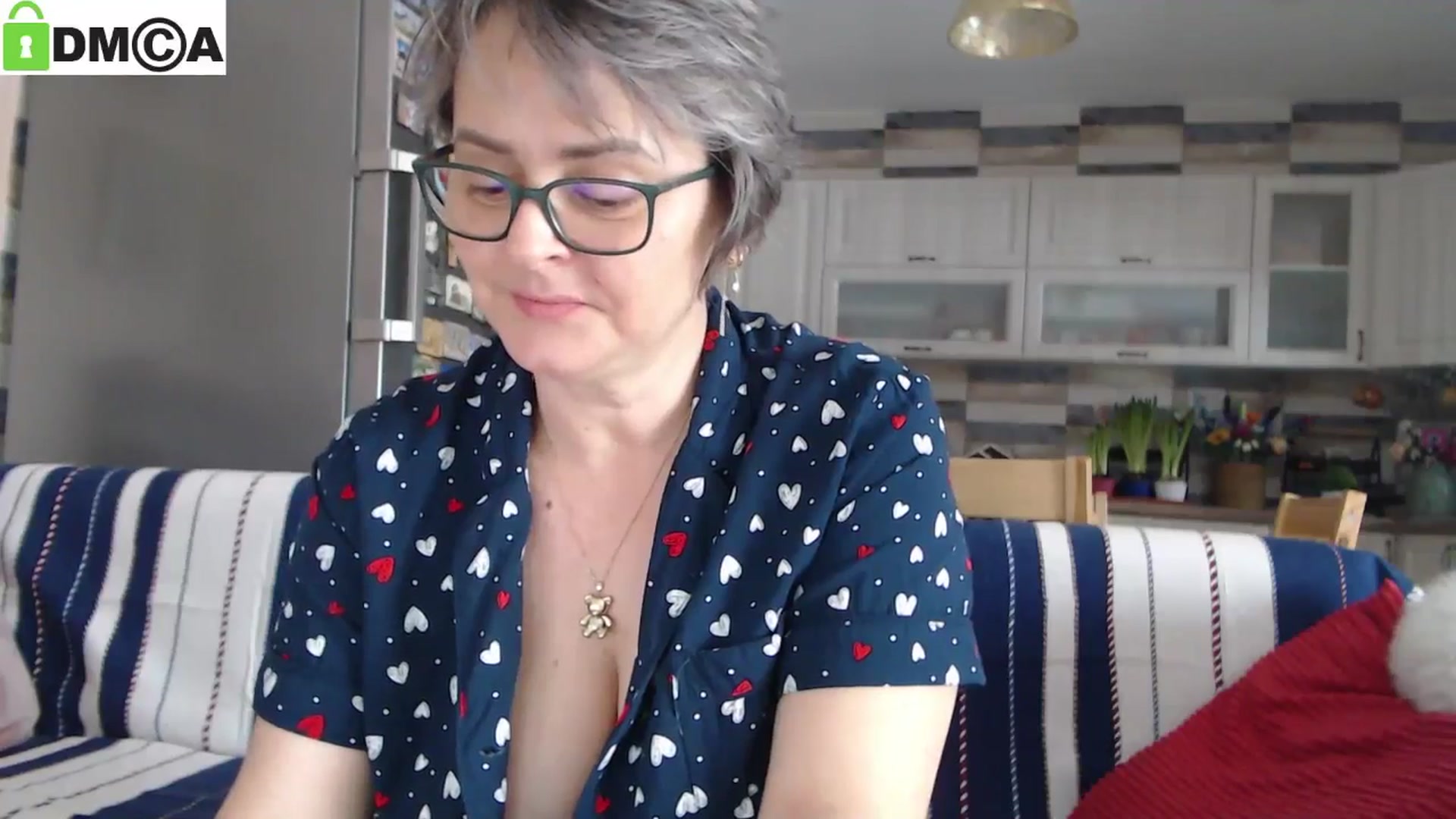 Gallery image thumbnail from silverjewel's myfreecams stream on, 02/17/2025, 10:03 image 14 of 20