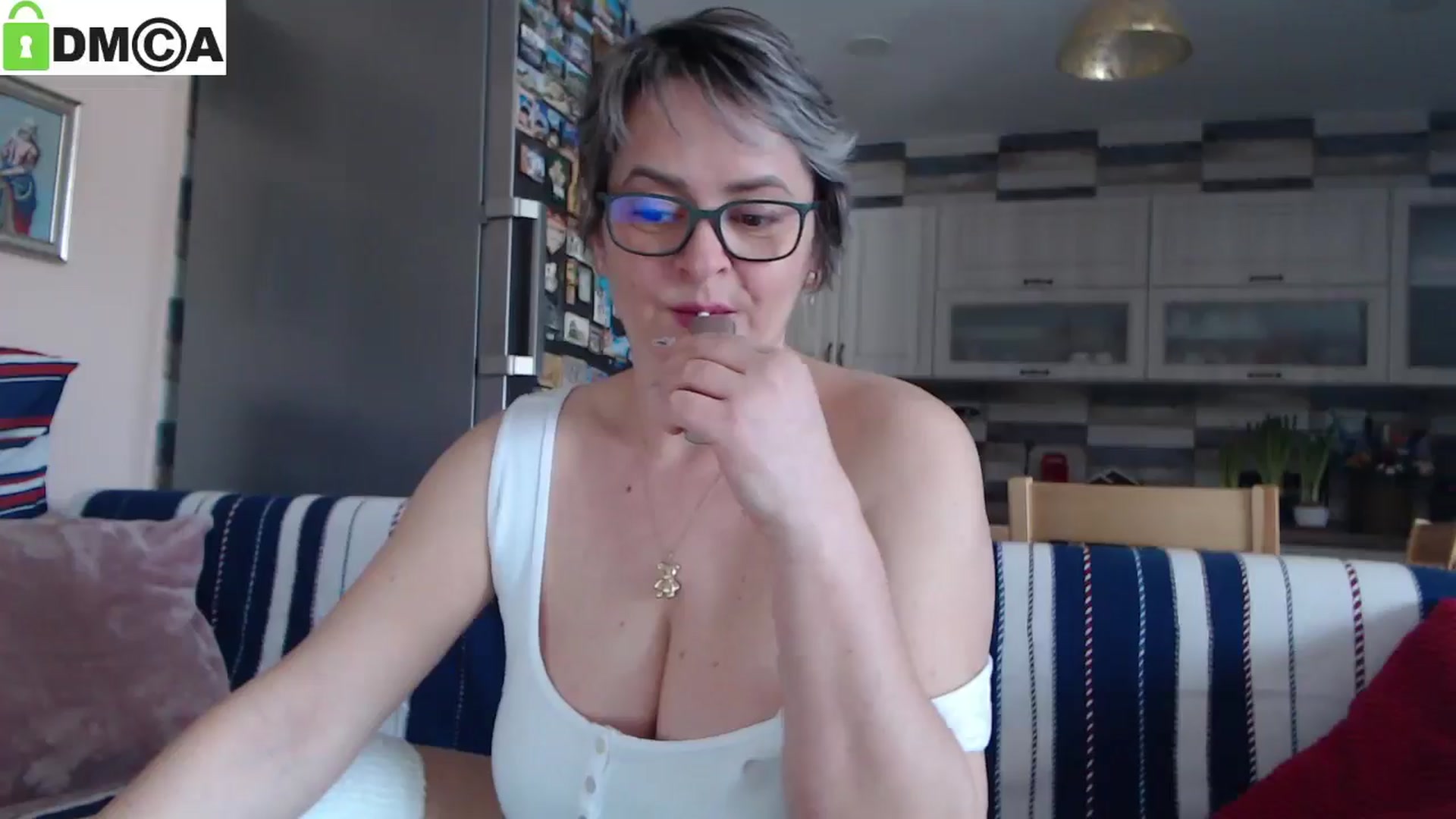 Gallery image thumbnail from silverjewel's myfreecams stream on, 02/19/2025, 09:33 image 8 of 20