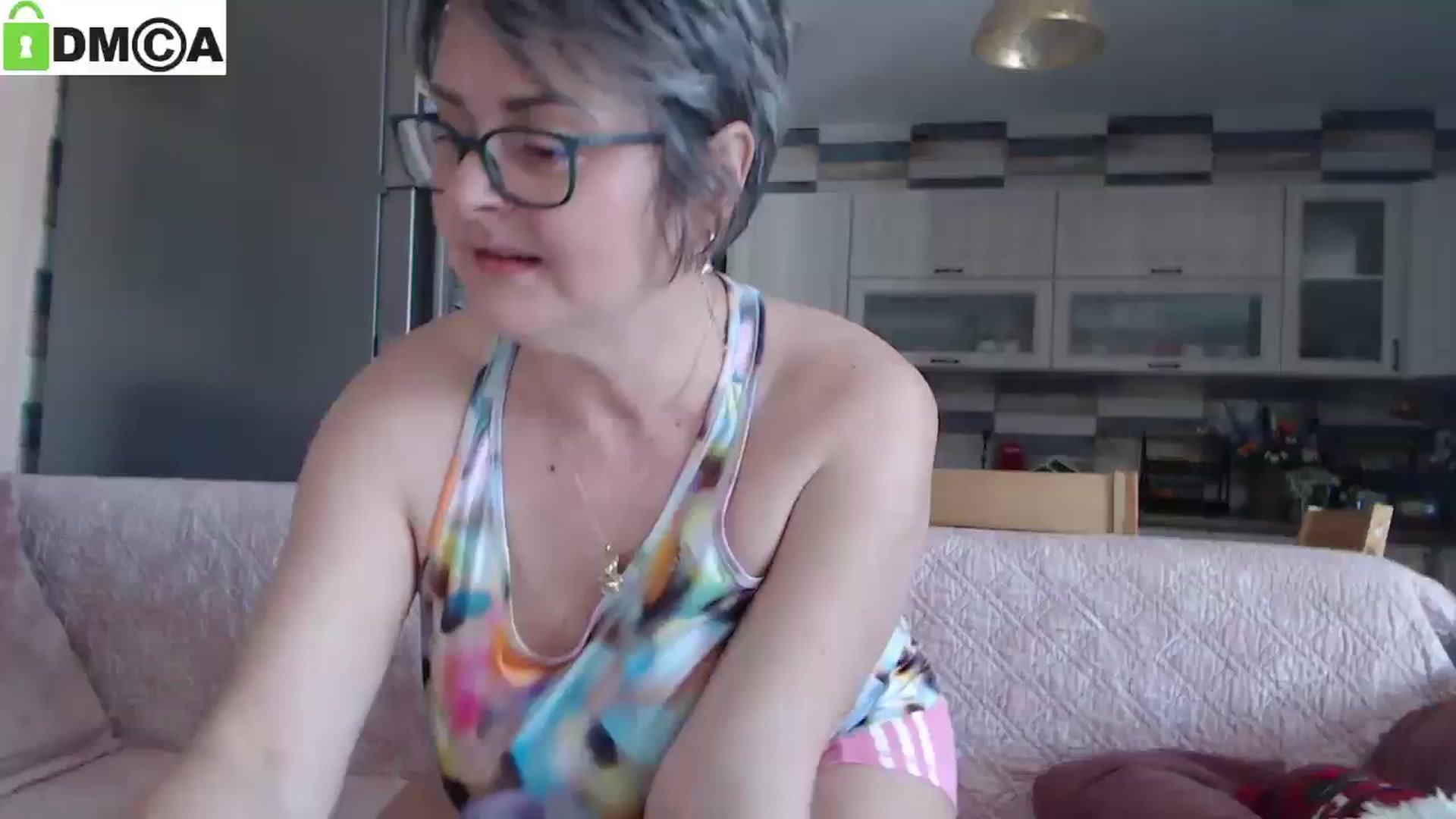 Gallery image thumbnail from silverjewel's myfreecams stream on, 03/05/2025, 09:40 image 20 of 20