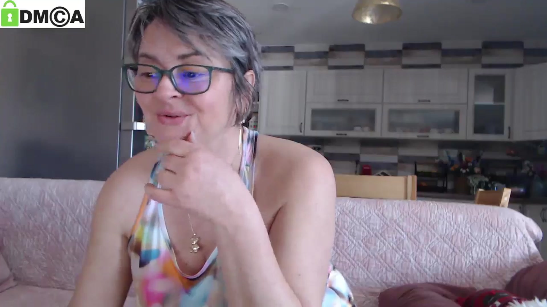 Gallery image thumbnail from silverjewel's myfreecams stream on, 03/05/2025, 09:40 image 11 of 20