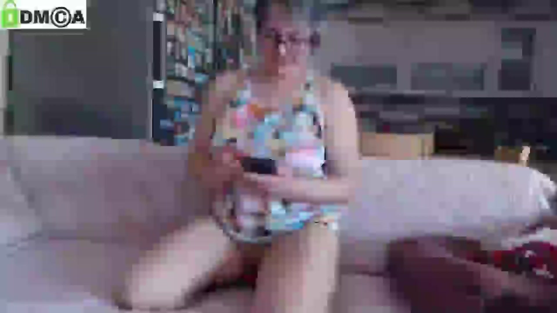 Gallery image thumbnail from silverjewel's myfreecams stream on, 03/05/2025, 10:01 image 14 of 20