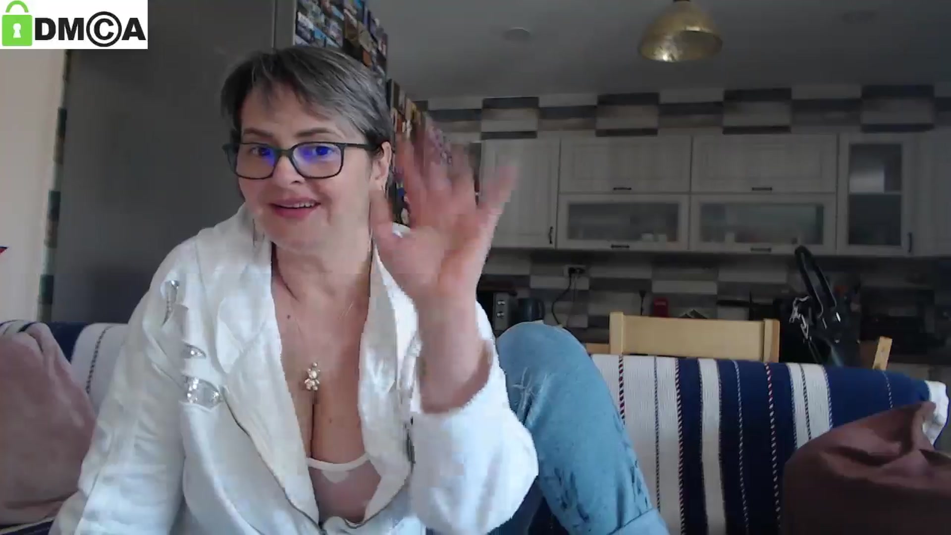 Gallery image thumbnail from silverjewel's myfreecams stream on, 03/20/2025, 10:54 image 20 of 20