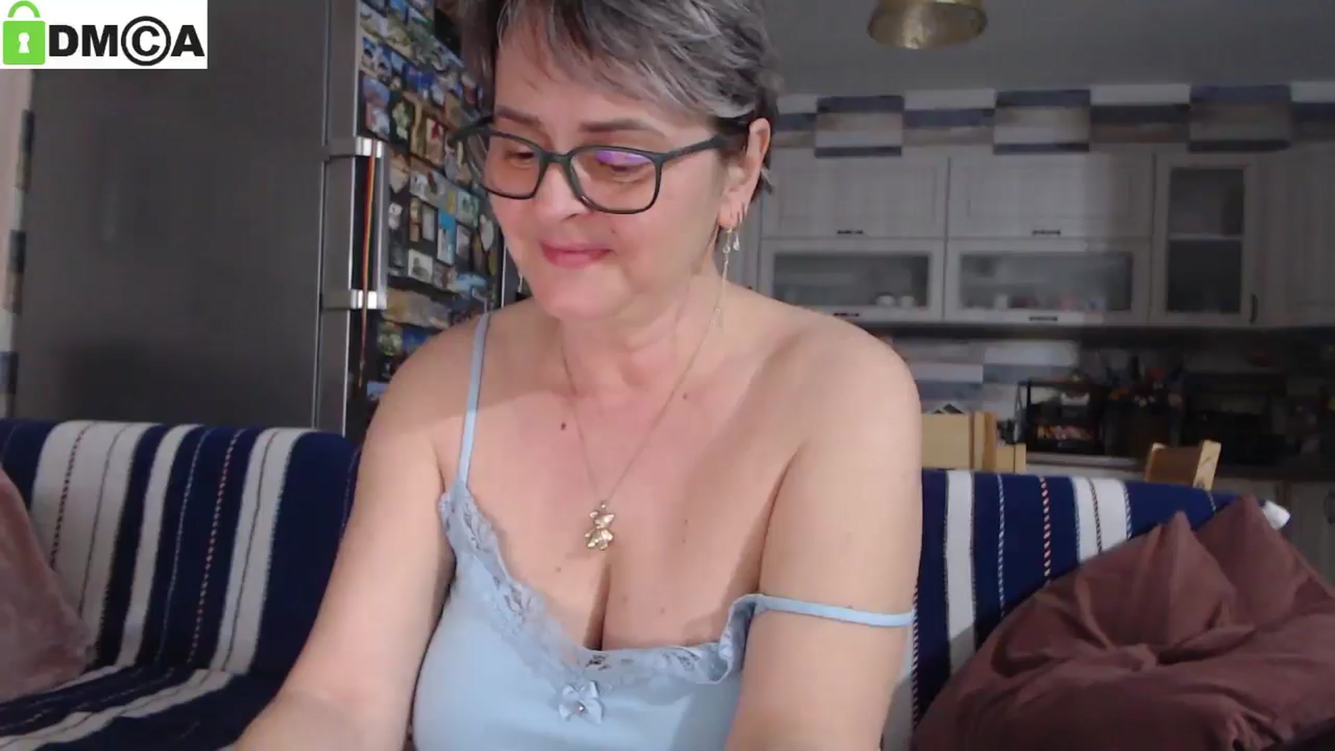 Gallery image thumbnail from silverjewel's myfreecams stream on, 03/20/2025, 18:29 image 8 of 20