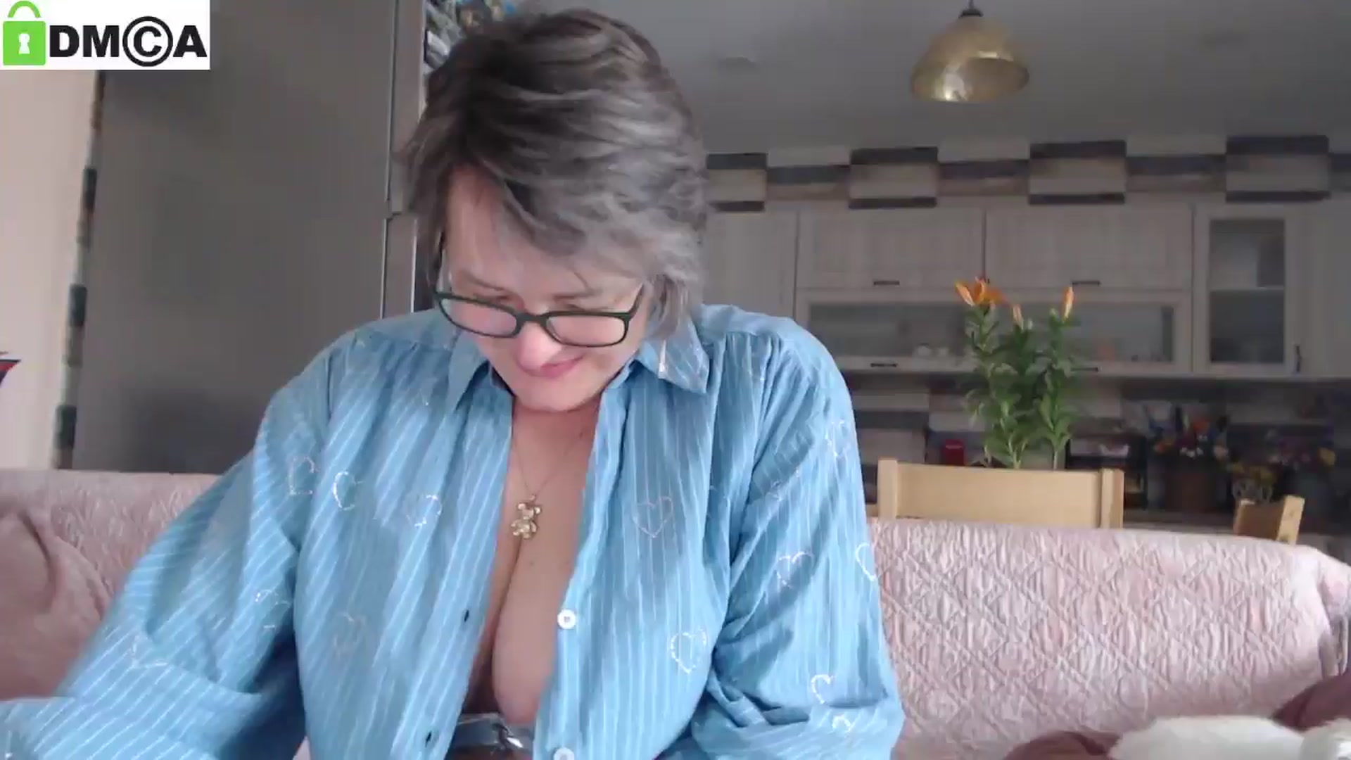 Gallery image thumbnail from silverjewel's myfreecams stream on, 04/03/2025, 10:07 image 1 of 20