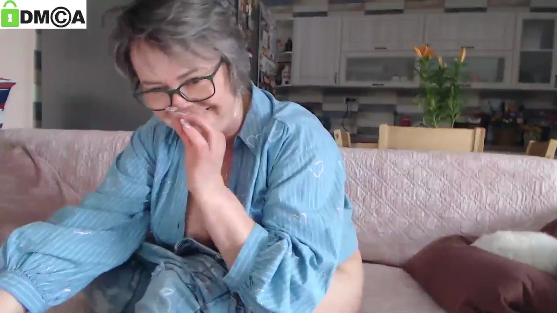 Gallery image thumbnail from silverjewel's myfreecams stream on, 04/03/2025, 10:07 image 8 of 20
