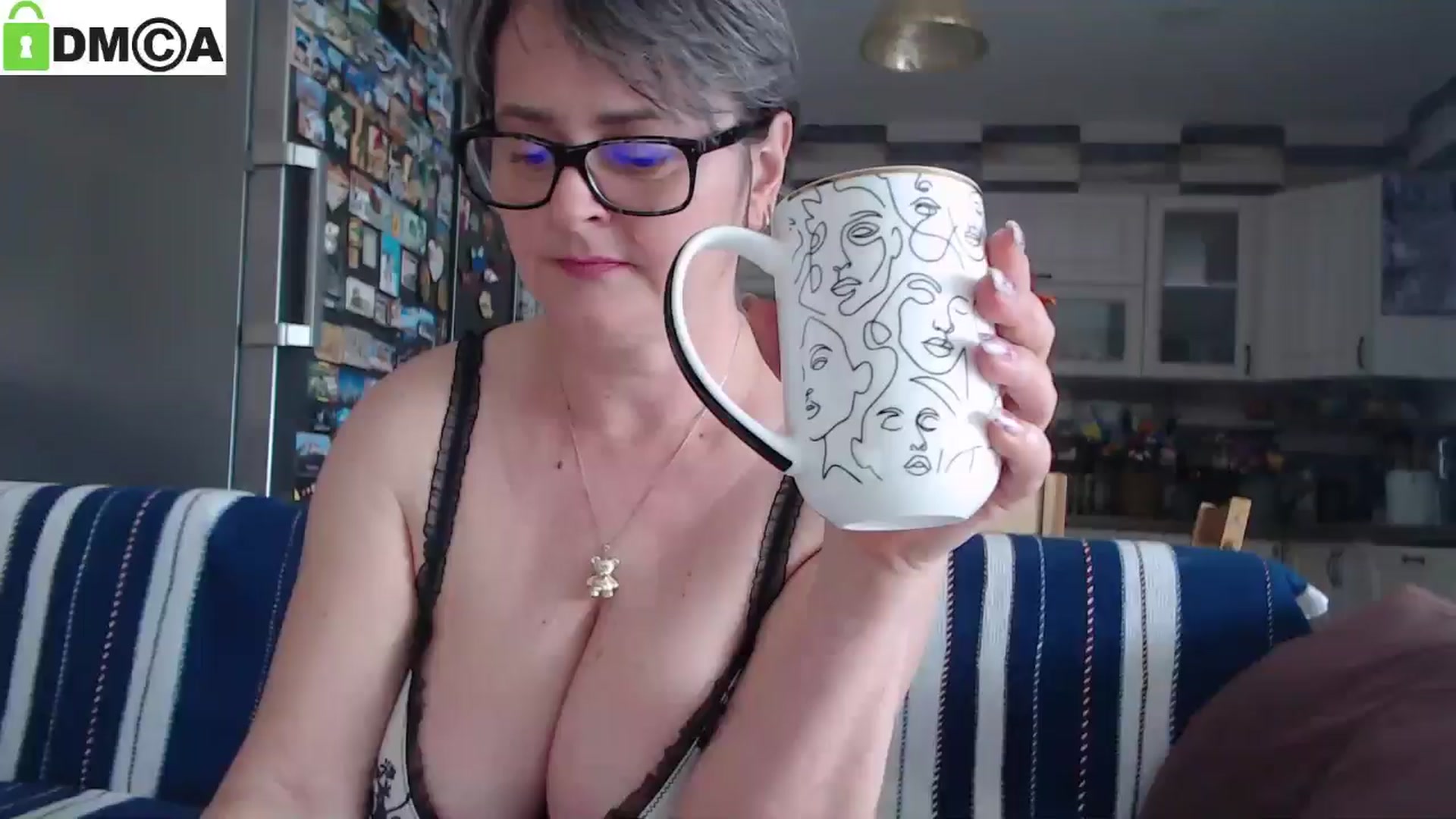 Gallery image thumbnail from silverjewel's myfreecams stream on, 04/07/2025, 11:12 image 1 of 20