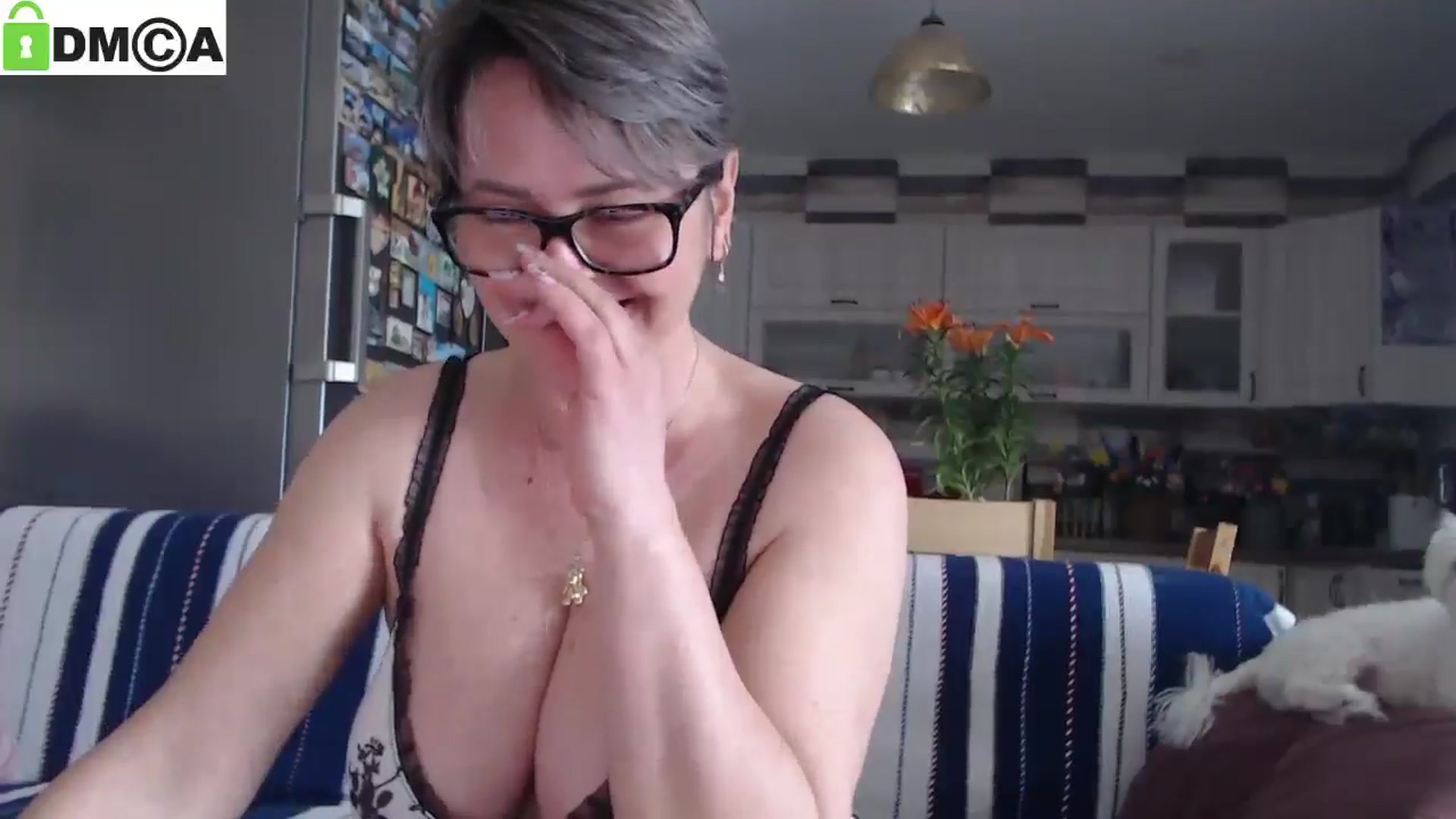 Gallery image thumbnail from silverjewel's myfreecams stream on, 04/07/2025, 11:12 image 4 of 20