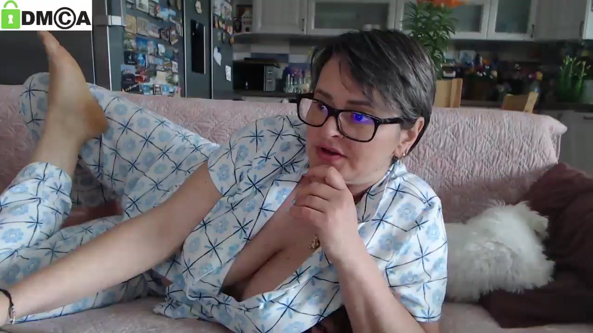 Gallery image thumbnail from silverjewel's myfreecams stream on, 04/09/2025, 11:48 image 4 of 20