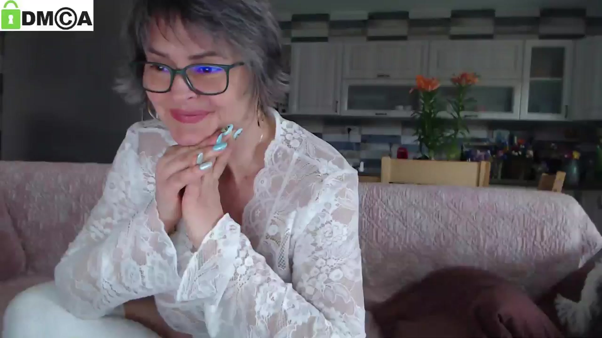 Gallery image thumbnail from silverjewel's myfreecams stream on, 04/10/2025, 09:22 image 1 of 20