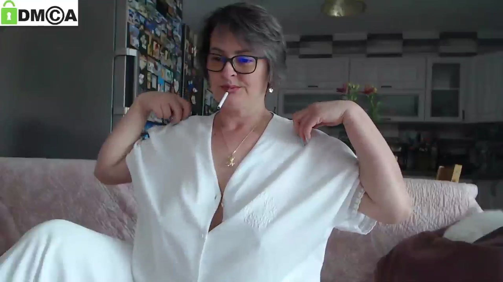 Gallery image thumbnail from silverjewel's myfreecams stream on, 04/14/2025, 09:11 image 5 of 20
