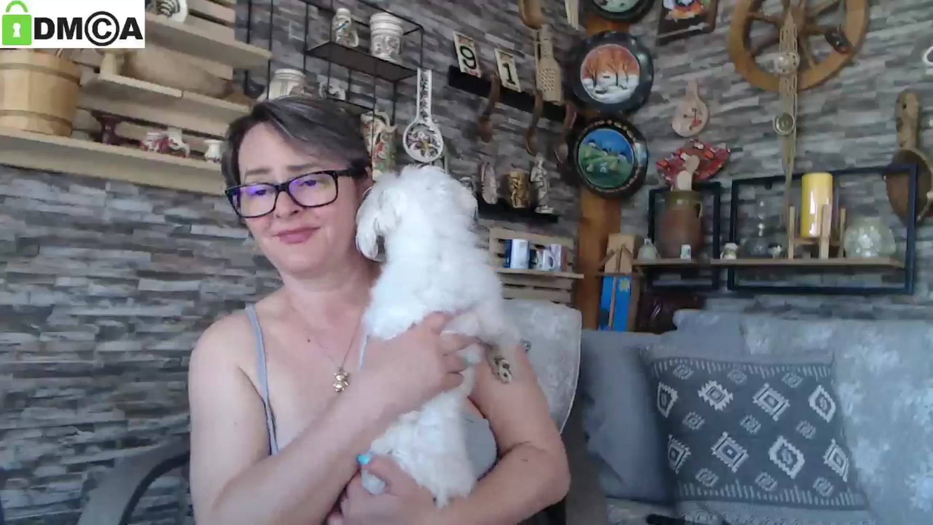 Gallery image thumbnail from silverjewel's myfreecams stream on, 04/21/2025, 11:18 image 3 of 20