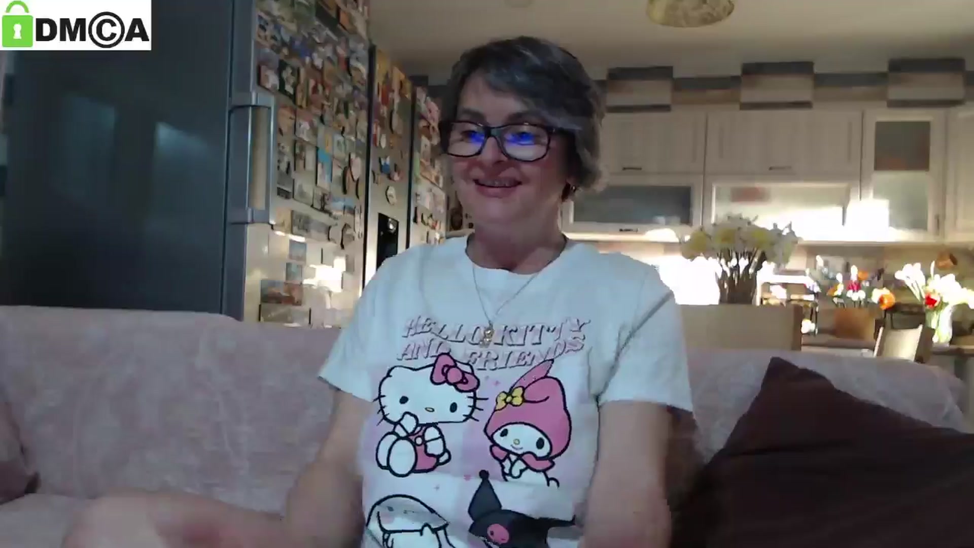 Gallery image thumbnail from silverjewel's myfreecams stream on, 04/21/2025, 16:22 image 20 of 20