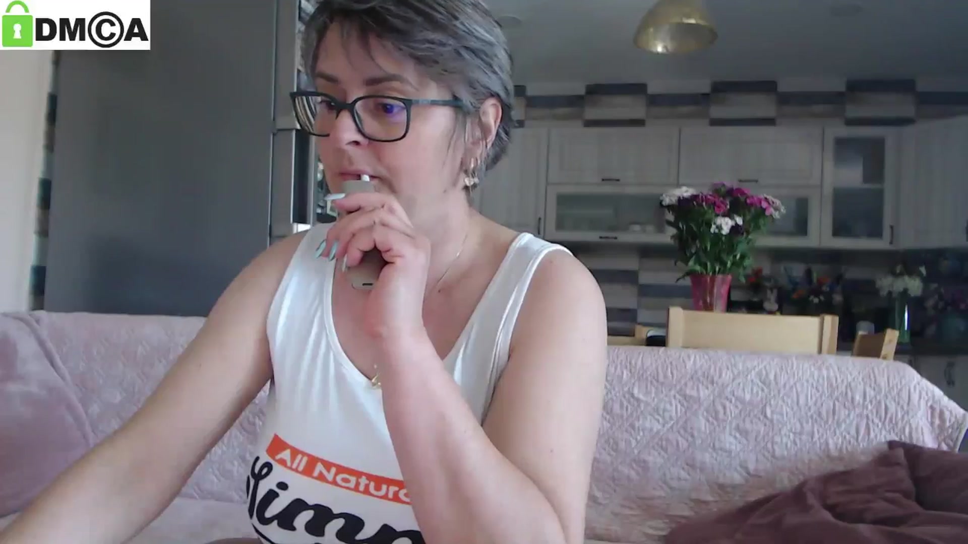 Gallery image thumbnail from silverjewel's myfreecams stream on, 04/28/2025, 11:17 image 14 of 20