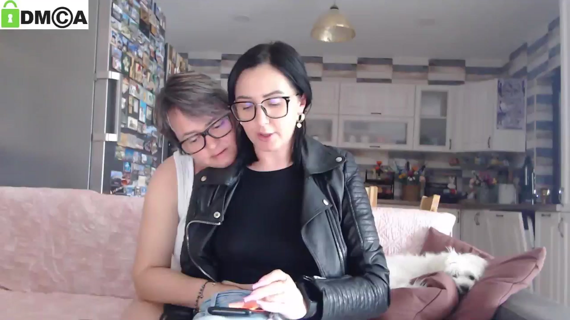 Gallery image thumbnail from silverjewel's myfreecams stream on, 05/08/2025, 10:07 image 13 of 20
