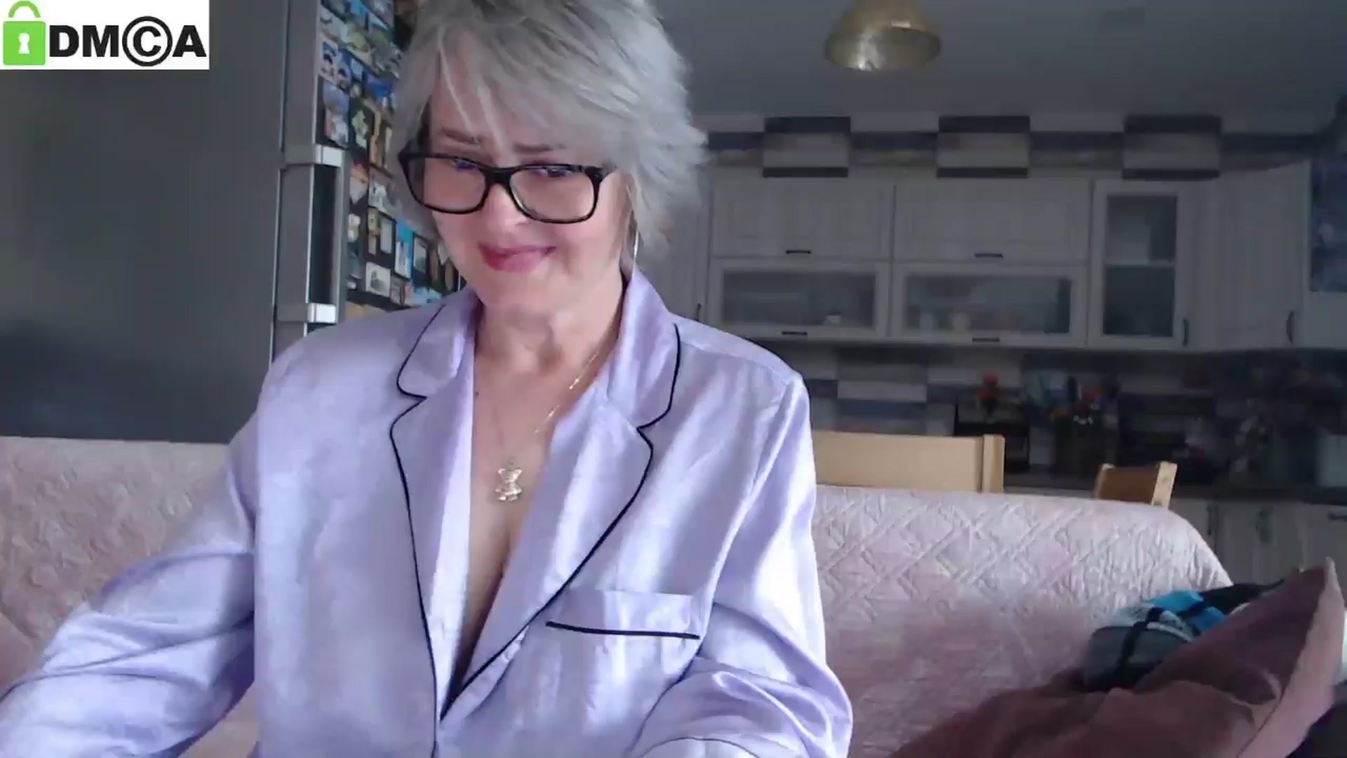 Gallery image thumbnail from silverjewel's myfreecams stream on, 05/12/2025, 08:24 image 1 of 20