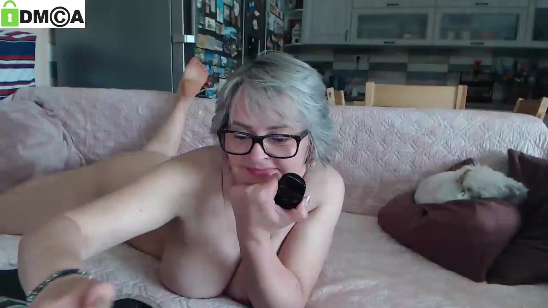 Gallery image thumbnail from silverjewel's myfreecams stream on, 05/12/2025, 10:27 image 11 of 20