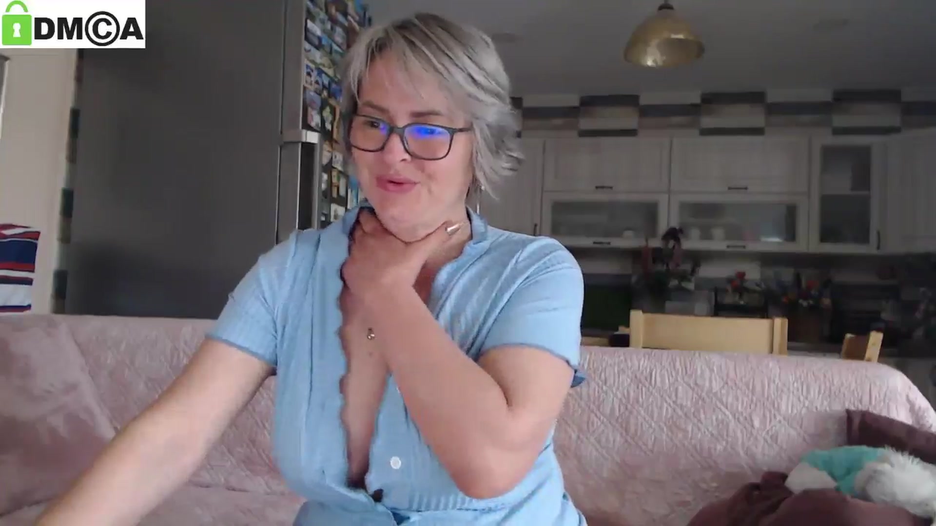 Gallery image thumbnail from silverjewel's myfreecams stream on, 05/16/2025, 08:46 image 2 of 20