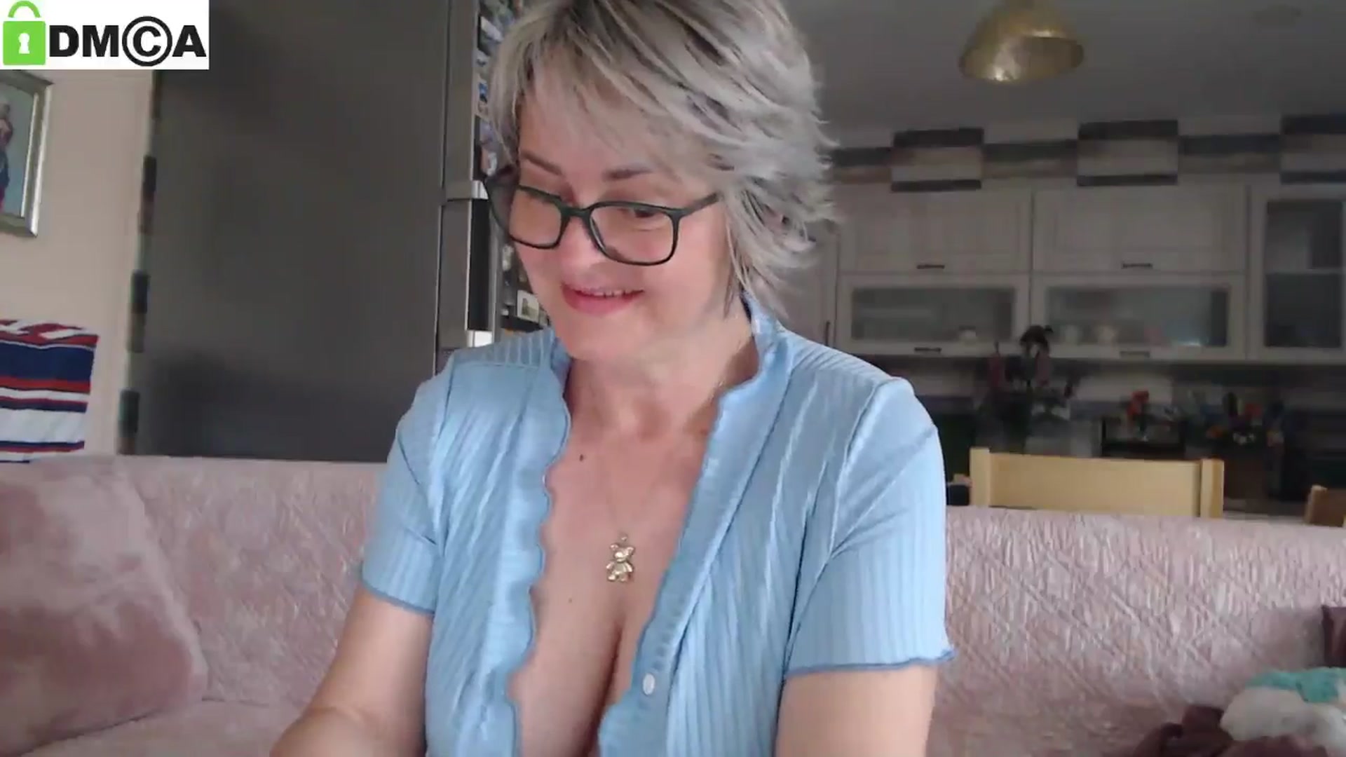 Gallery image thumbnail from silverjewel's myfreecams stream on, 05/16/2025, 08:46 image 5 of 20