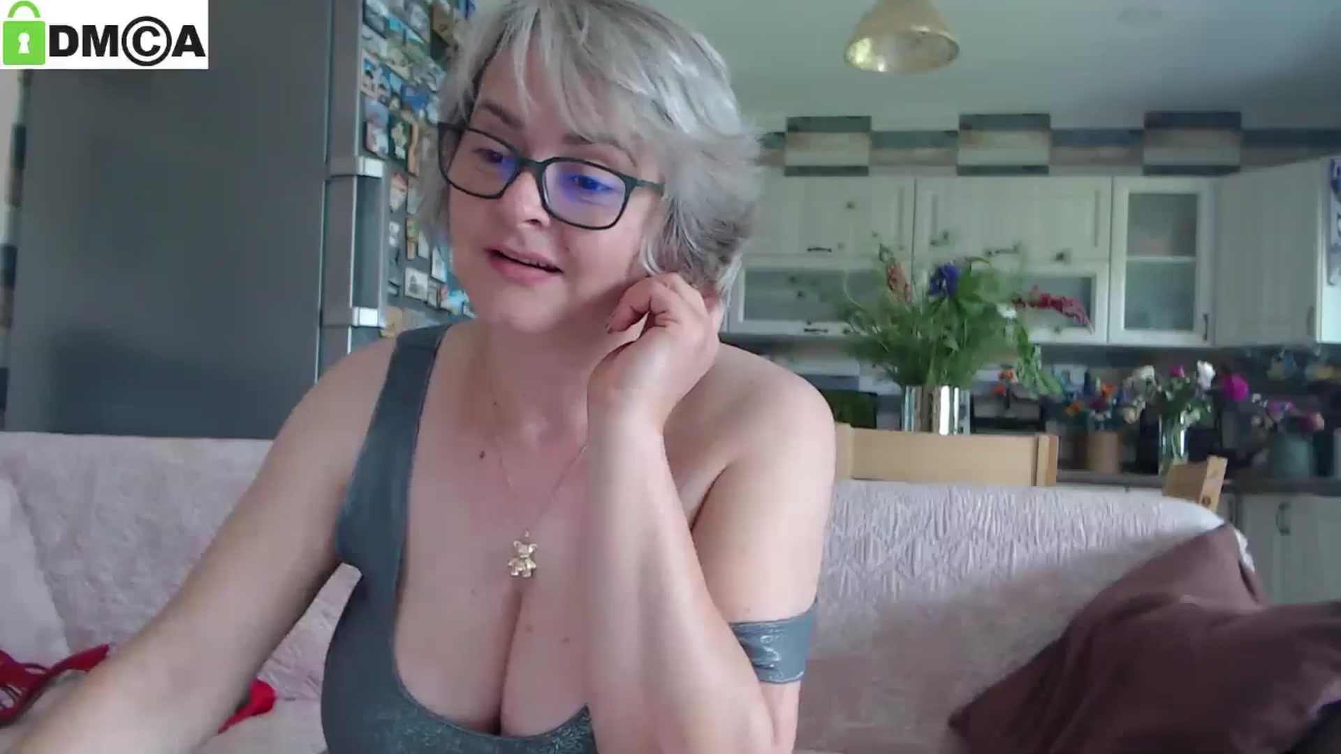 Gallery image thumbnail from silverjewel's myfreecams stream on, 05/24/2025, 09:47 image 5 of 20