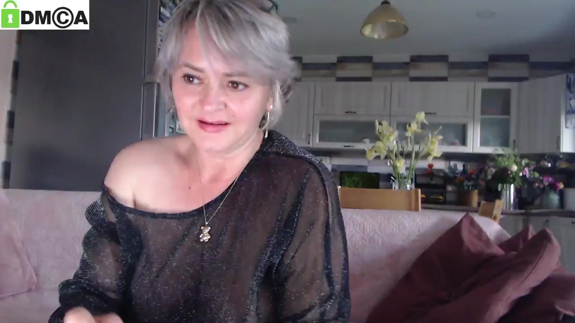 Gallery image thumbnail from silverjewel's myfreecams stream on, 05/30/2025, 19:16 image 1 of 20