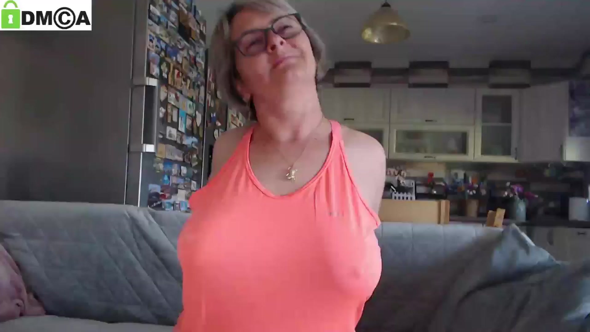 Gallery image thumbnail from silverjewel's myfreecams stream on, 06/16/2025, 07:21 image 5 of 20