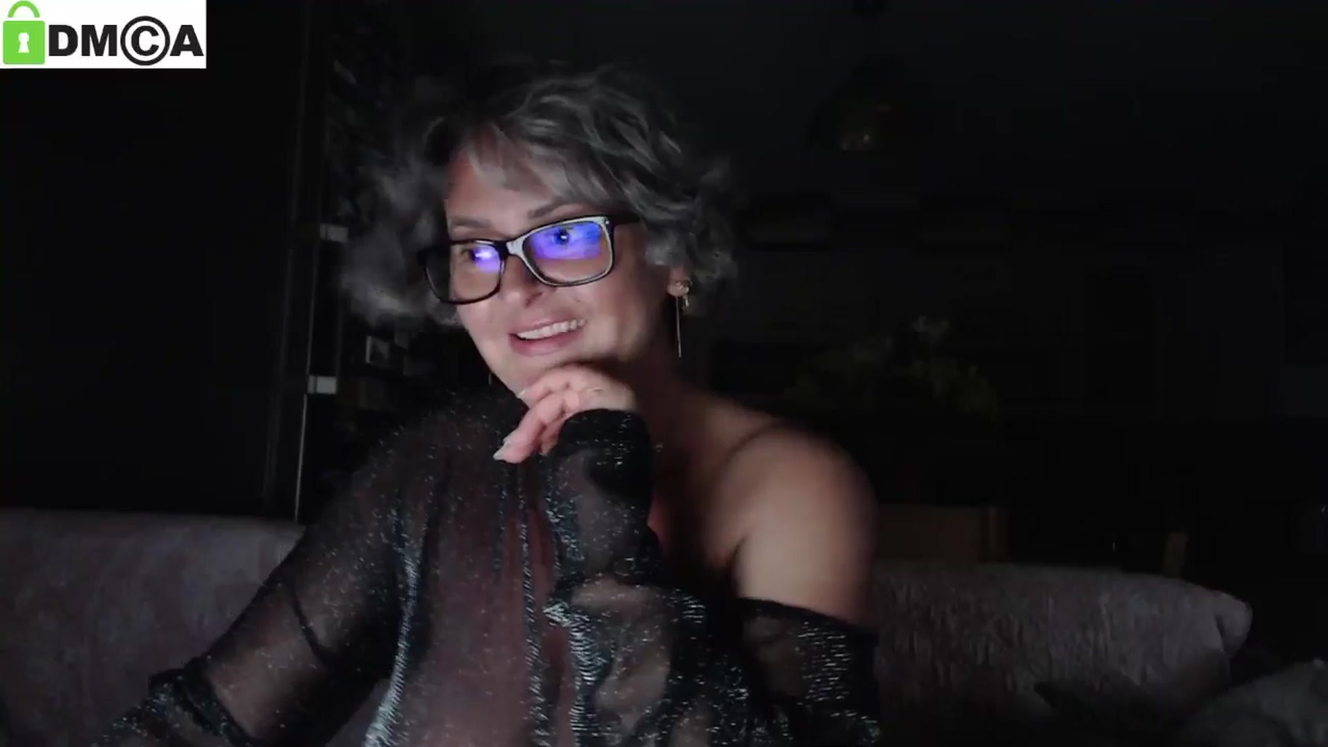 Gallery image thumbnail from silverjewel's myfreecams stream on, 06/27/2025, 18:39 image 14 of 20