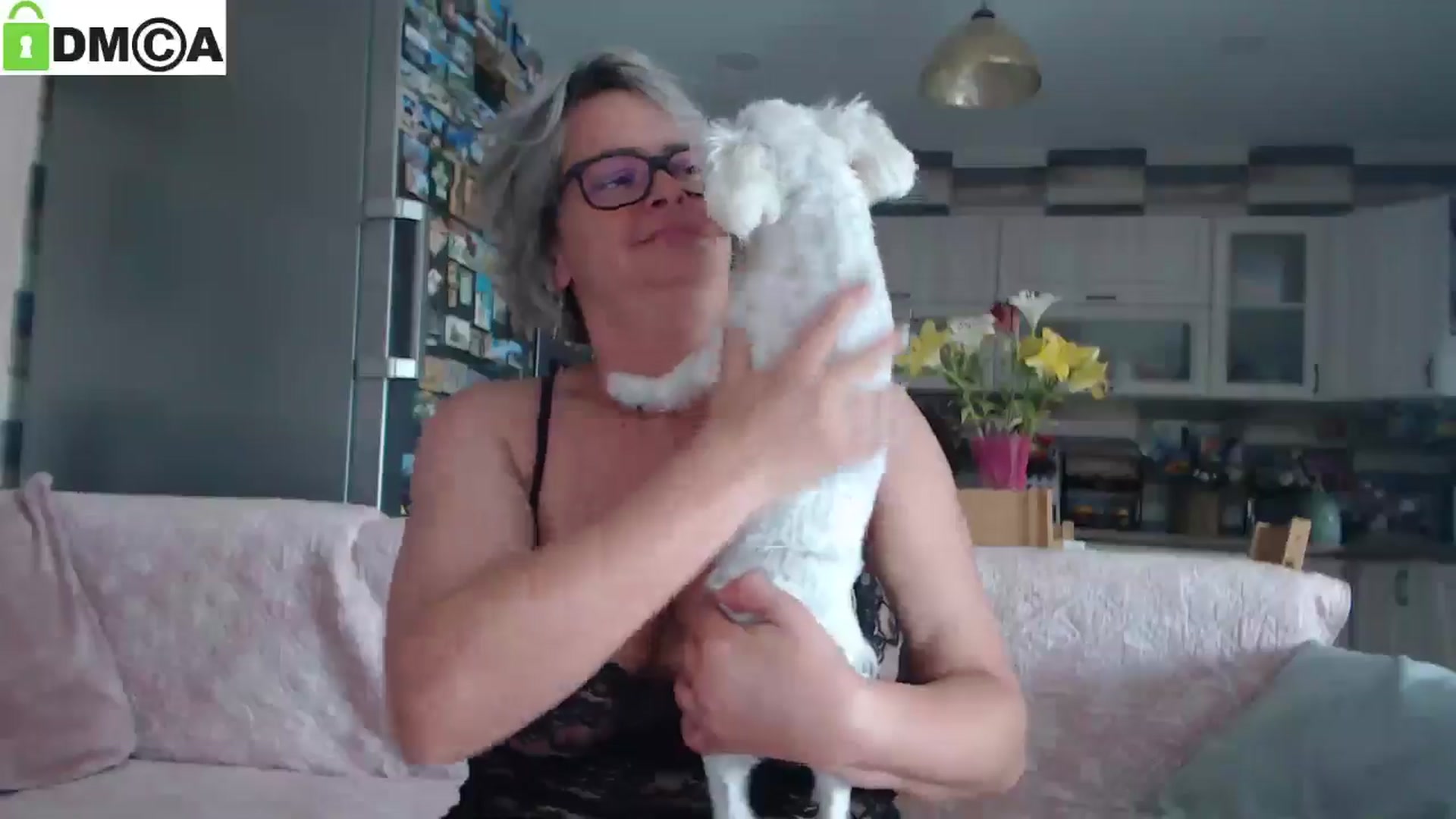 Gallery image thumbnail from silverjewel's myfreecams stream on, 06/28/2025, 08:50 image 18 of 20