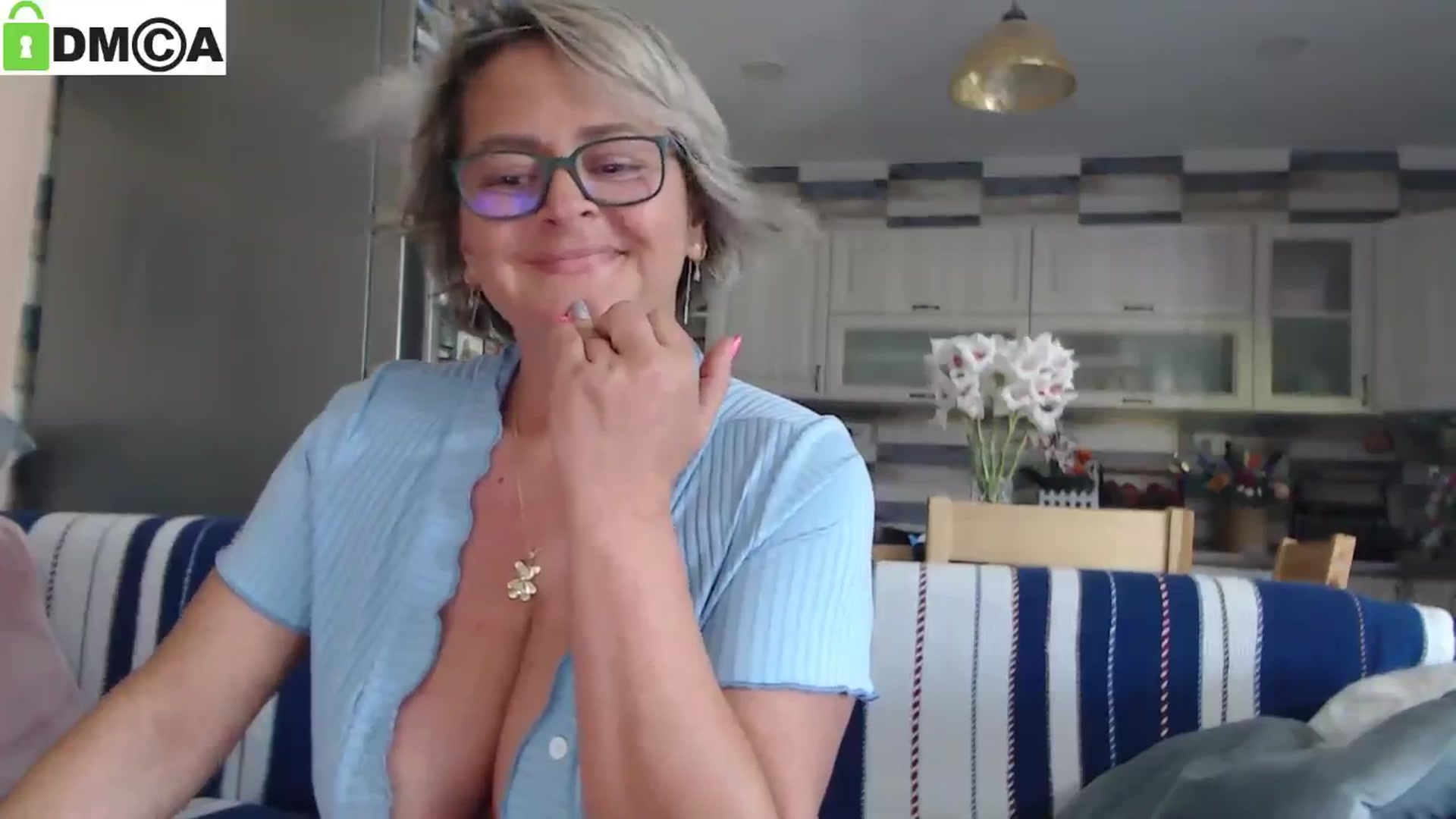 Gallery image thumbnail from silverjewel's myfreecams stream on, 07/04/2025, 08:33 image 16 of 20