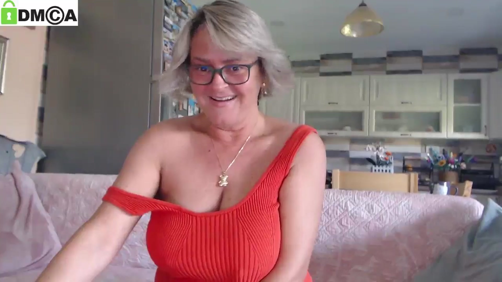 Gallery image thumbnail from silverjewel's myfreecams stream on, 07/08/2025, 07:11 image 16 of 20