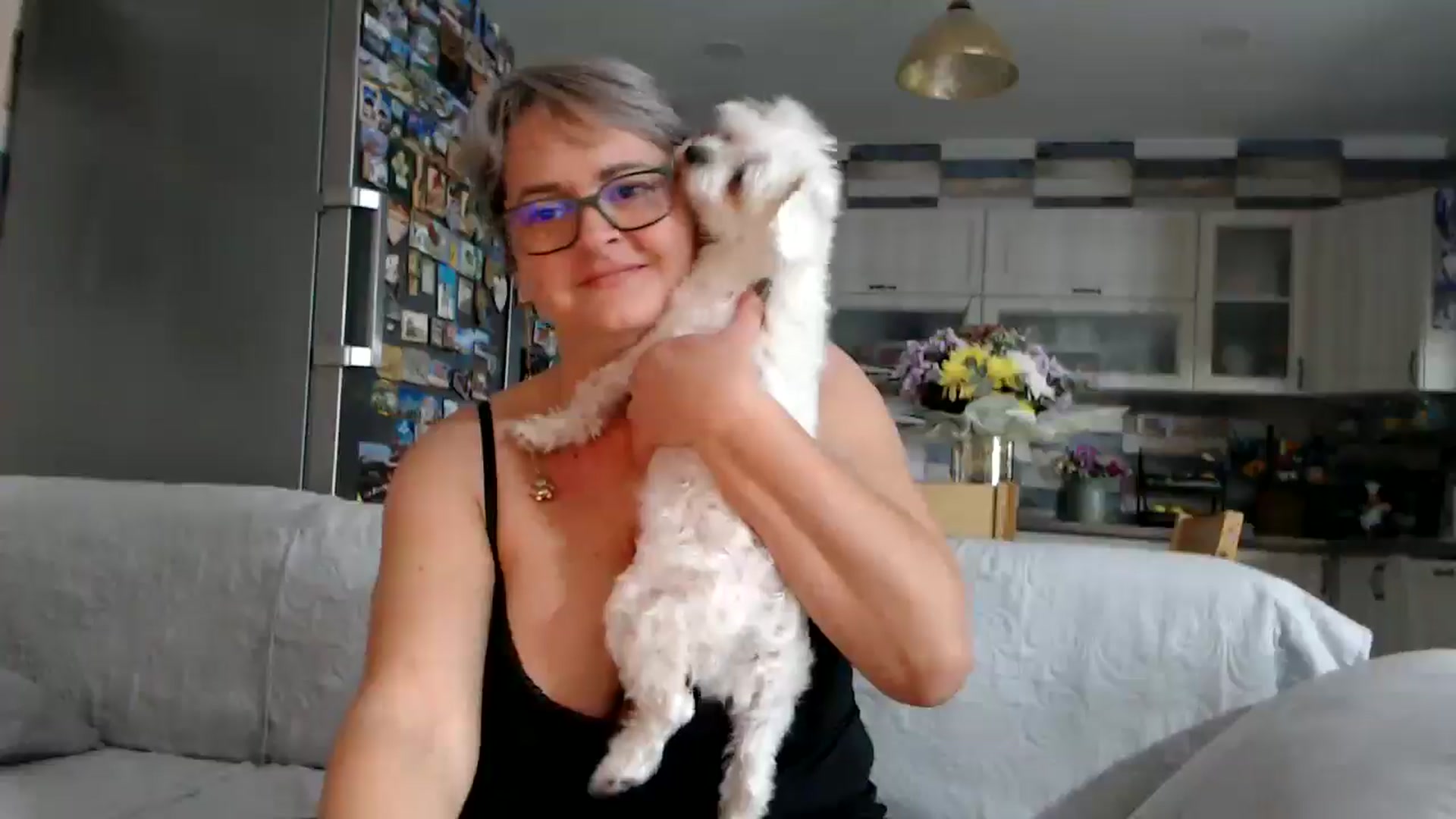 Gallery image thumbnail from silverjewel's myfreecams stream on, 10/24/2025, 09:48 image 15 of 20