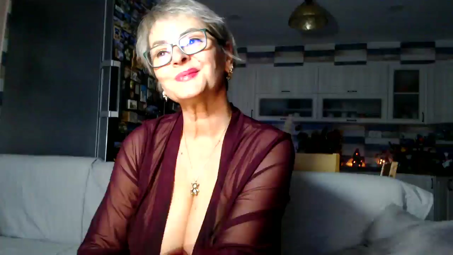 Gallery image thumbnail from silverjewel's myfreecams stream on, 12/29/2025, 19:53 image 1 of 20