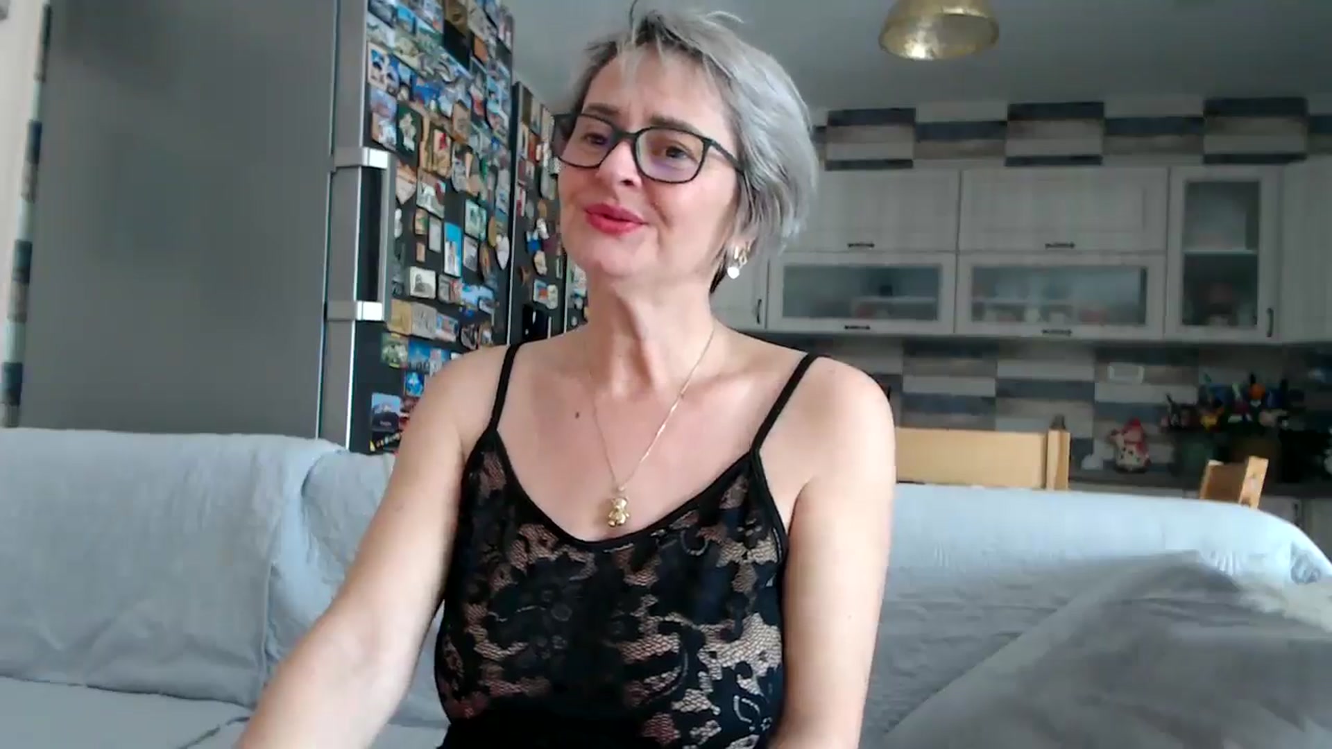 Gallery image thumbnail from silverjewel's myfreecams stream on, 01/14/2026, 10:45 image 13 of 20